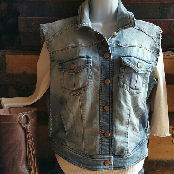 Custom Handcrafted Denim Vest - Picture 4 of 9